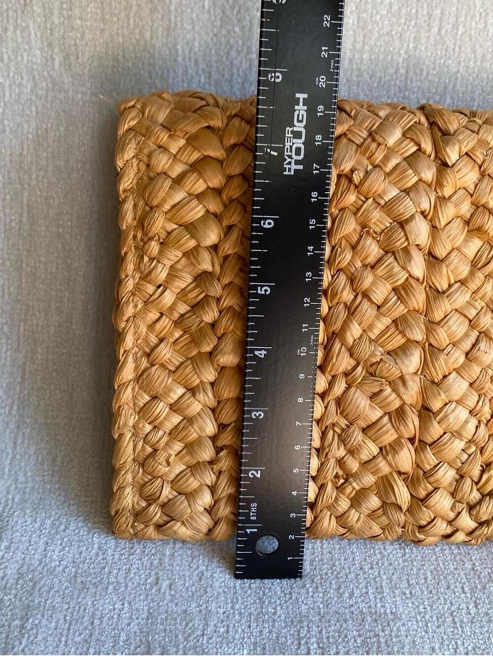 Woven Envelope Clutch Bag - Picture 4 of 5